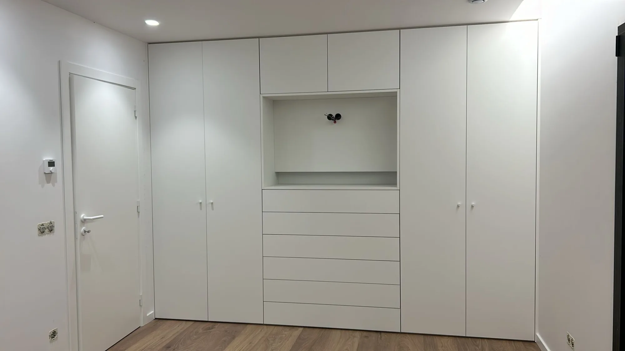 Projeto realizado — Roupeiros